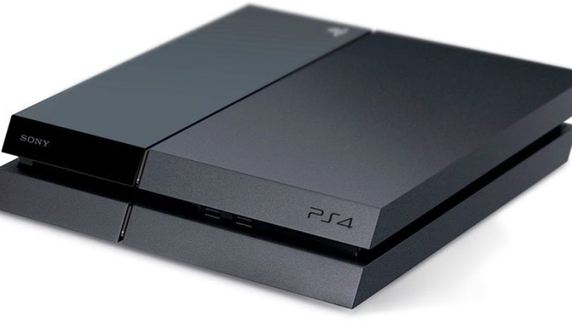 Playstation 4: Front