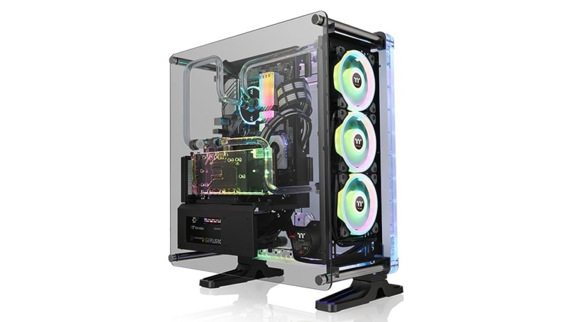 Thermaltake: Luxus-Gehäuse „DistroCase 350P“ ab sofort verfügbar