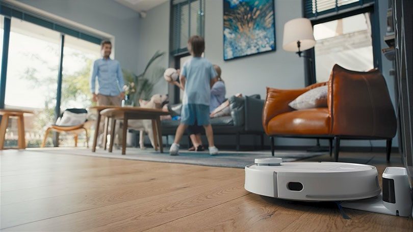 Tink: eufy RoboVac